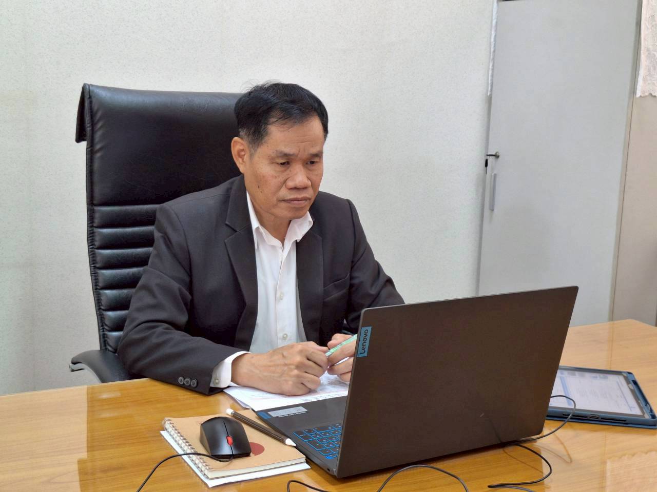 title - ผู้ตรวจราชการ ส.ป.ก. เข้าร่วมประชุมตรวจติดตามความก้าวหน้าผลการดำเนินงานตามแผนการตรวจราชการ ของผู้ตรวจราชการกระทรวงเกษตรและสหกรณ์ ประจำปีงบประมาณ พ.ศ. 2569 รอบที่ 1 ในเขตตรวจราชการที่ 11 จังหวัดสกลนคร